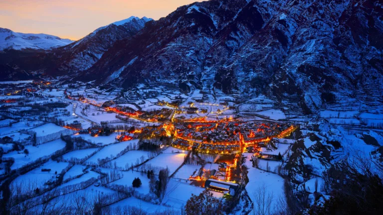 Enjoy the breathtaking beauty of Benasque village and its surrounding mountainous landscape with this stunning 4K wallpaper. This scenic outdoor wallpaper features a serene valley with European charm, perfect for nature lovers and landscape enthusiasts alike.