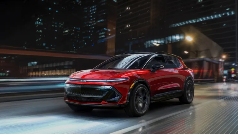 A stylish Chevrolet Equinox EV RS electric car in stunning 4K resolution. This SUV wallpaper showcases the future of eco-friendly driving with an American-made electric vehicle.