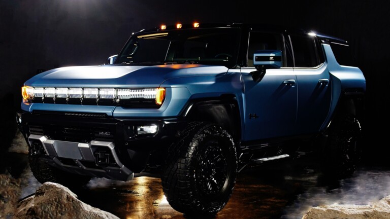 A stunning 4k wallpaper featuring the GMC Hummer EV. This electric vehicle combines luxury and power, making it a captivating choice for automotive enthusiasts.