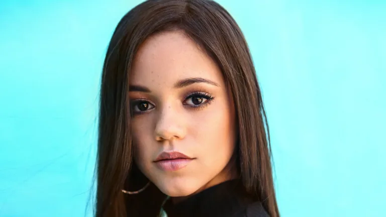 A high-quality 4K wallpaper capturing the essence of Jenna Ortega, a talented young actress, perfect for enthusiasts of her acting skills and captivating celebrity presence.