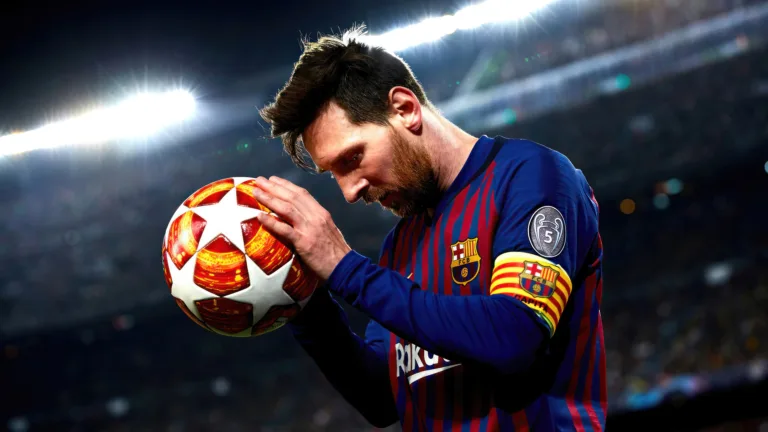 A high-quality 4K wallpaper capturing the greatness of Lionel Messi, a soccer legend and celebrated football player, ideal for fans of his remarkable skills and captivating celebrity aura.