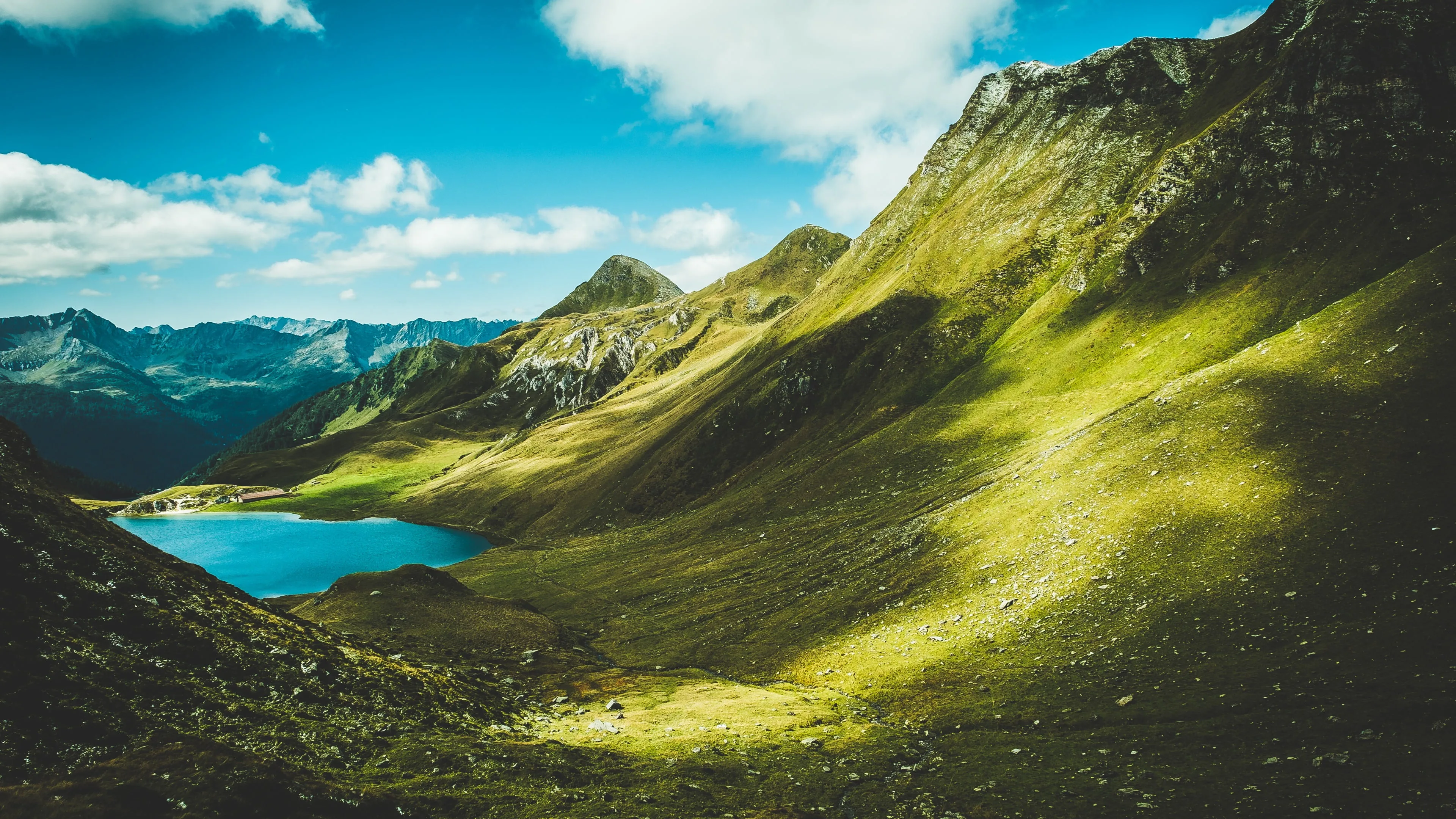 590+ North Face Eiger Mountain Stock Photos, Pictures & Royalty-Free Images  - iStock