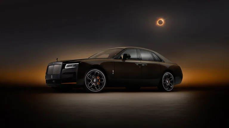 A premium 4K wallpaper showcasing the Rolls-Royce Black Badge Ghost Ekleipsis, a symbol of luxury and opulence in the automotive world. Ideal for enhancing your desktop or mobile device background.