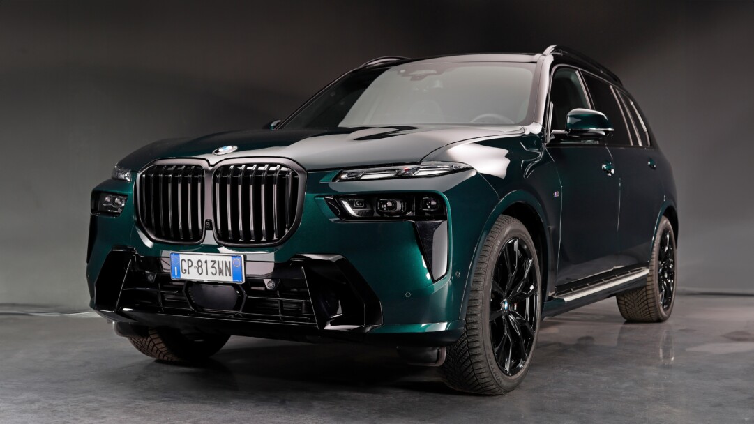 A stunning 4K wallpaper featuring the BMW X7 SUV 2024 model, showcasing its sleek and stylish design. The high-resolution image highlights the cutting-edge automotive technology and luxurious aesthetics of this iconic vehicle, making it a perfect choice for your desktop or mobile wallpaper.